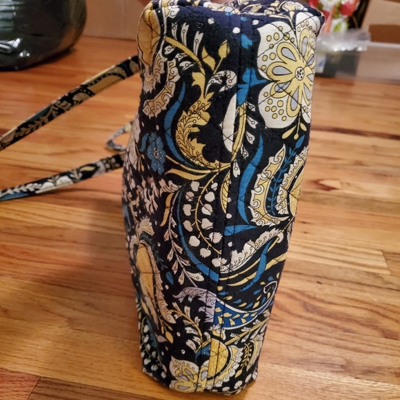 Vera bradley tote in retired Ellie Blue - Picture 6 of 8